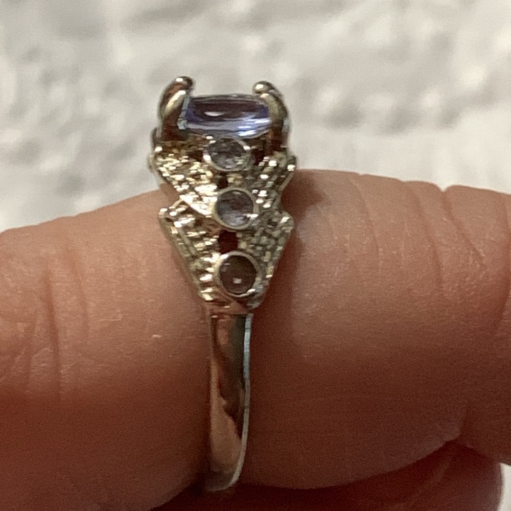 Genuine Natural Tanzanite Oval Cut Solitaire Sterling Silver 925 Ring Size 7 - Picture 5 of 12